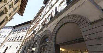 Soggiorno Rondinelli Firenze Bagian luar foto